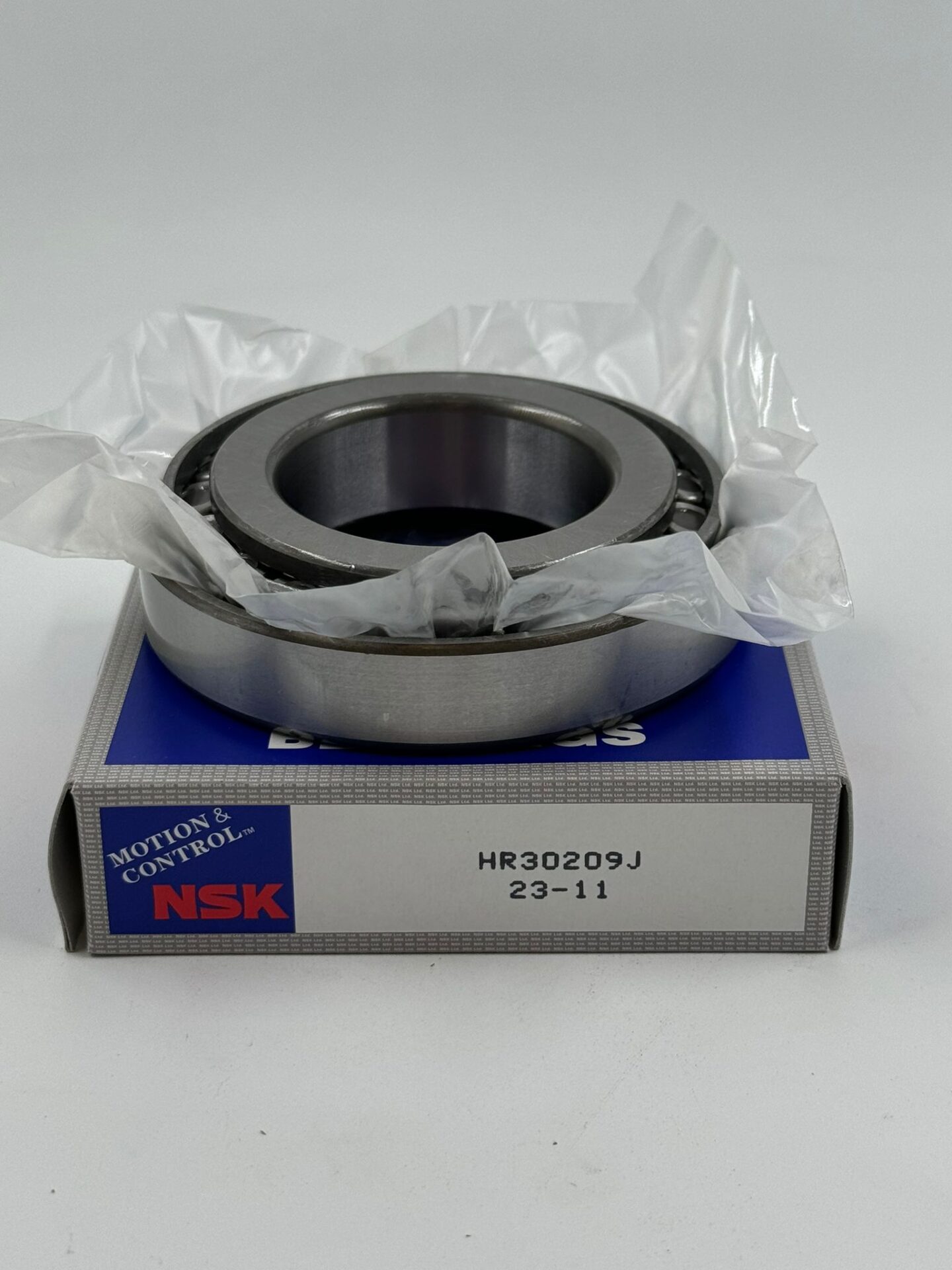 Rulment HR30209J NSK